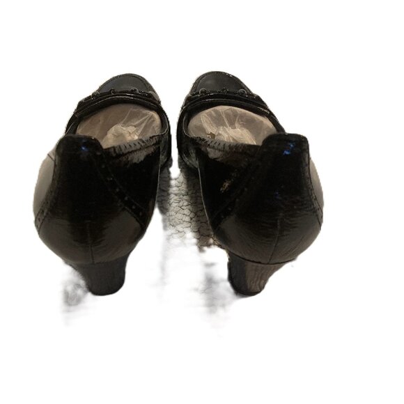 Black Patent Leather Pumps - Picture 7 of 11